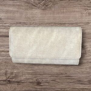 Womens Mundi Soft Leather Wallet Clutch Organizer Light Brown/Tan/Neutral